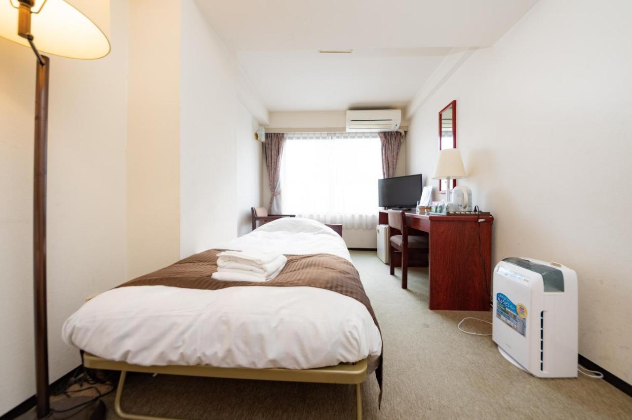 Sky Heart Hotel Koiwa Tokyo Eksteriør billede
